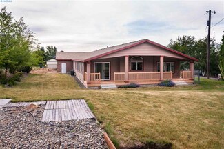 1208 Lincoln St, Colton, WA 99113