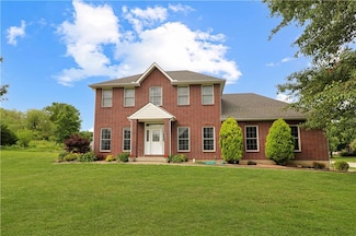 1503 Nottingham Dr, Warrensburg, MO 64093