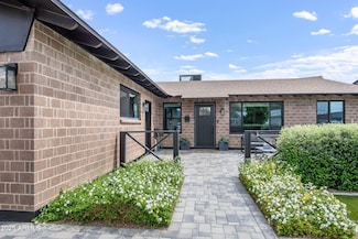 8425 E Bonnie Rose Ave, Scottsdale, AZ 85250
