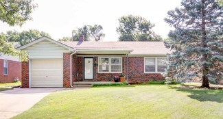 948 Prairie Park Rd, Wichita, KS 67218