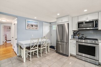 248 Seminole Ave, Waltham, MA 02451