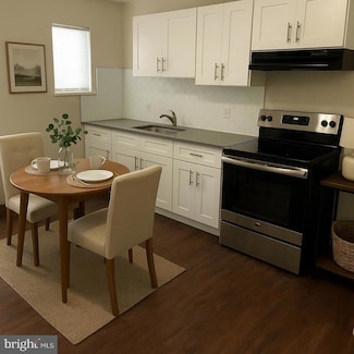 6043 Vine St, Philadelphia, PA 19139