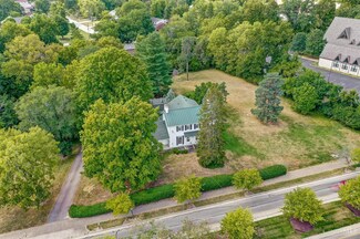 10305 Montgomery Rd, Montgomery, OH 45242