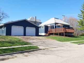 116 Grove St, Ridgeway, WI 53582