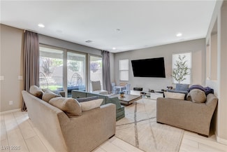 8531 W Oquendo Rd, Las Vegas, NV 89113