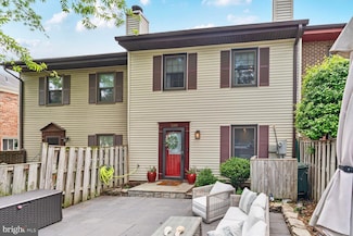 1108 N Randolph St, Arlington, VA 22201