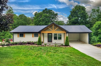 975 Goss Rd, Epworth, GA 30541