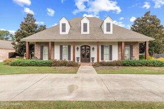 114 Western Ln, Lafayette, LA 70507