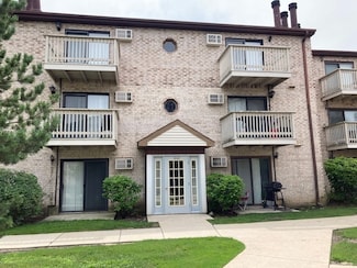 442 E Osage Ln Unit 3A, Palatine, IL 60074