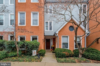 2101 N Rolfe St Unit C, Arlington, VA 22209