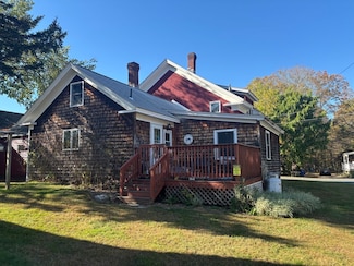 10 Cottage St, Belchertown, MA 01007