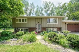 4787 Hooks Mill Rd, Adrian, MI 49221