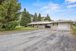 7938 E Leavenworth Rd, Leavenworth, WA 98826