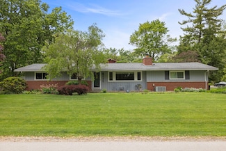 22W300 Arbor Ln, Glen Ellyn, IL 60137