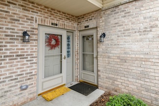 9245 S 54th St, Franklin, WI 53132