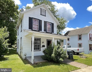 5008 22nd St N, Arlington, VA 22207