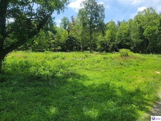 680 Chandler Ave, Radcliff, KY 40160