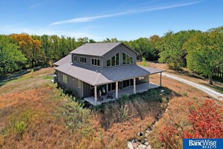 13733 S 190th St, Bennet, NE 68317