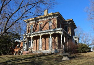 402 W Lincolnway, Morrison, IL 61270