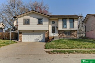 13306 Edna St, Omaha, NE 68138