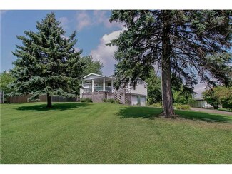 64 Old Mill Rd, Ohiopyle, PA 15470