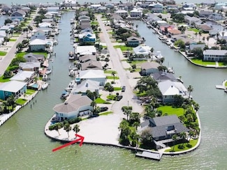 45 Sandpiper Ln, Rockport, TX 78382