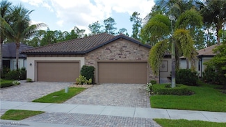 9076 Glenforest Dr, Naples, FL 34120