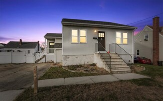 21 Alcazar Ave, Johnston, RI 02919