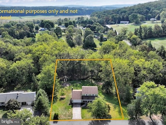 15 Cedar Dr, York Haven, PA 17370