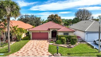 227 Saratoga Blvd E, West Palm Beach, FL 33411