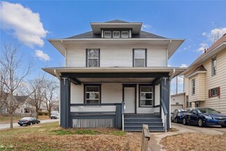 1561 4th Ave SE, Cedar Rapids, IA 52403