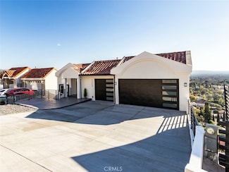 12254 Circula Panorama, Santa Ana, CA 92705
