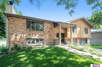 5034 Frederick Cir, Omaha, NE 68106