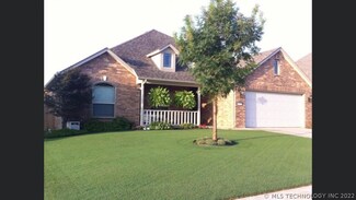 4913 E El Paso St, Broken Arrow, OK 74014