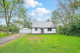 3560 Sandpoint Rd, Fort Wayne, IN 46809