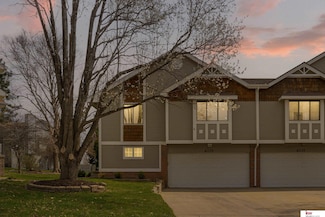 6735 S 153rd Cir, Omaha, NE 68137