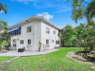 600 Surfside Blvd, Surfside, FL 33154