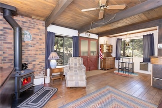 1704 Freeman Dr, Pine Mountain Club, CA 93222