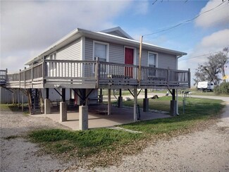 110 Deer Rd, Port Sulphur, LA 70083