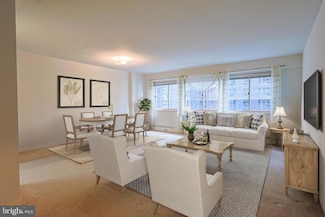 1900 John F. Kennedy Blvd Unit 820, Philadelphia, PA 19103