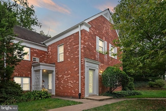 3778 Gunston Rd, Alexandria, VA 22302