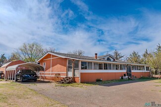 24 Buffalo Rd, Clovis, NM 88101