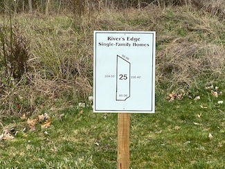 3373 Rivers Edge Dr, Royalton Township, MI 49085