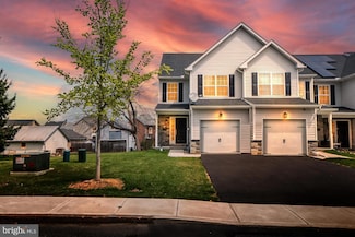 3022 S 3rd St, Hokendauqua, PA 18052
