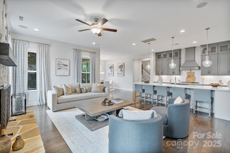 14218 Morningate St, Huntersville, NC 28078