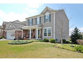 2844 Dartmouth Ln, Dundee, IL 60118