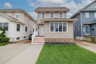 630 W Chester St, Long Beach, NY 11561