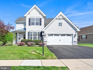 2 Fox Chase Ln, Oley, PA 19547