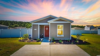 924 Akron St, Conway, SC 29526