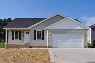 6b Platinum Dr, Chesapeake, OH 45619